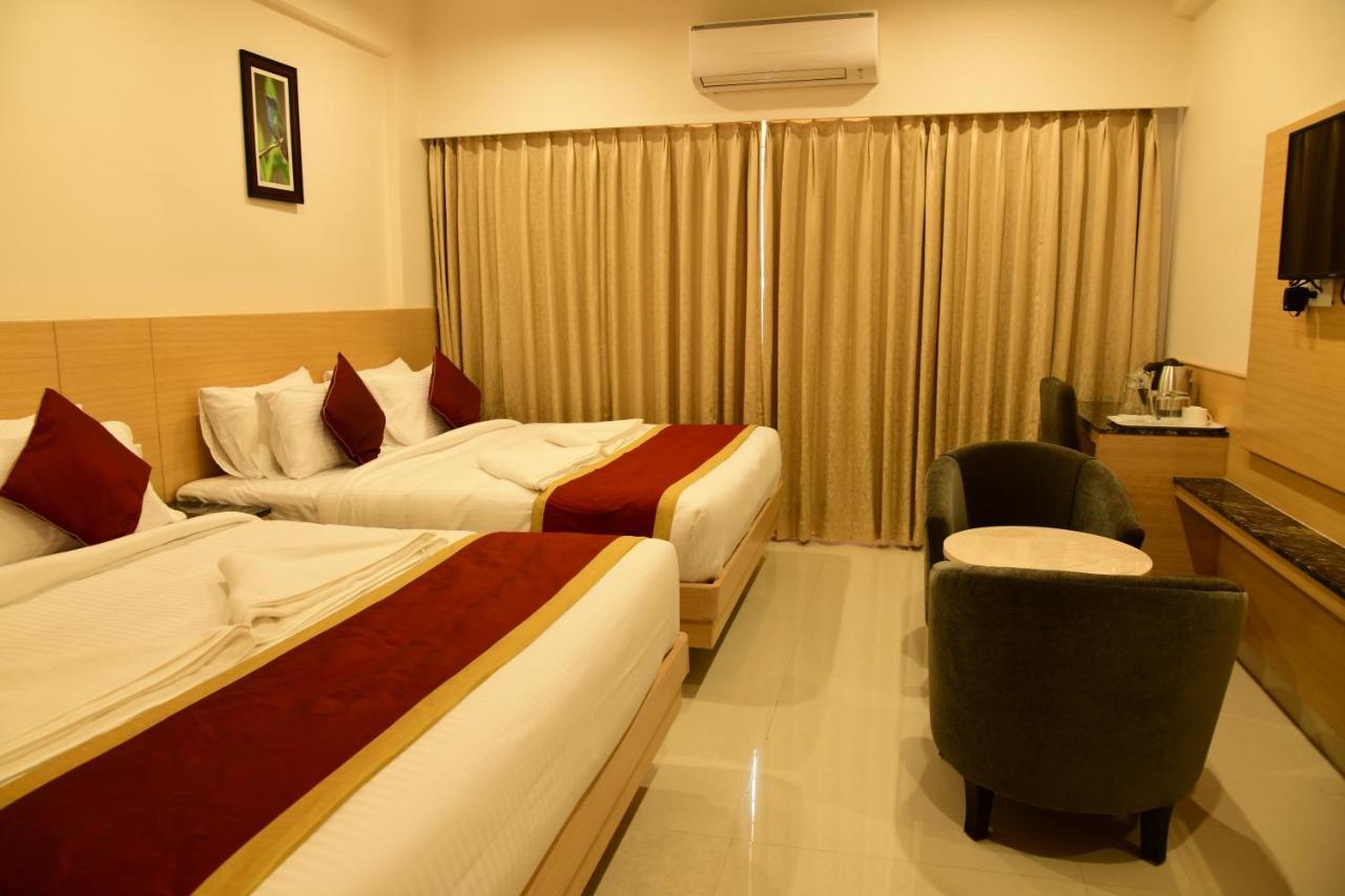 Hotel U.T.Elite Bangalore Eksteriør billede