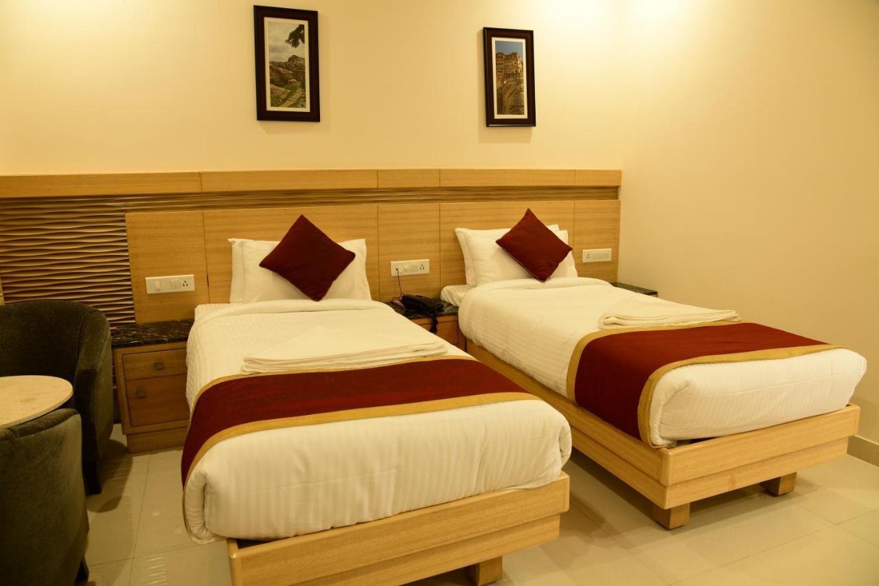 Hotel U.T.Elite Bangalore Eksteriør billede