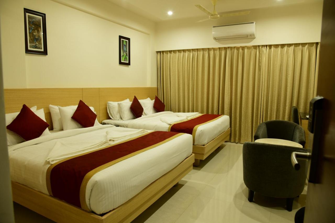 Hotel U.T.Elite Bangalore Eksteriør billede