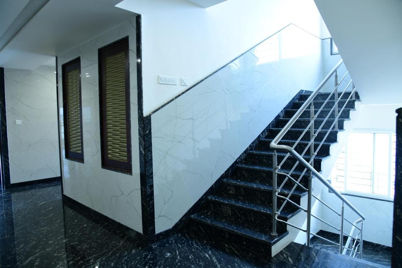 Hotel U.T.Elite Bangalore Eksteriør billede