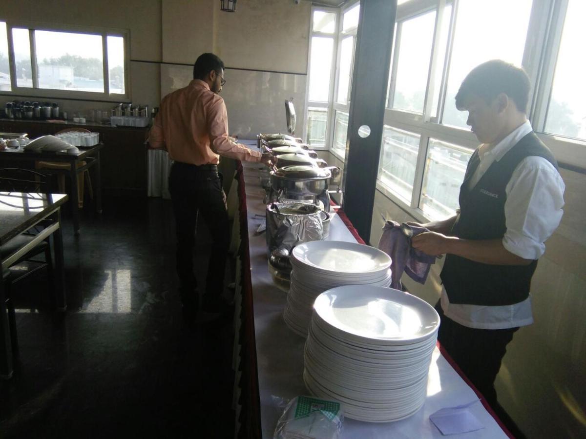 Hotel U.T.Elite Bangalore Eksteriør billede